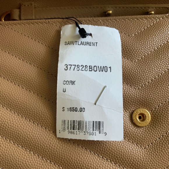 Saint Lauren Monogram Medium Wallet on Chain - Picture 10 of 13